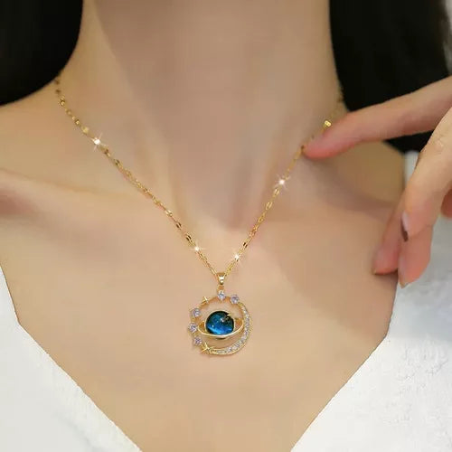 Collar Saturno y Estrellas: Símbolo de Amor Infinito